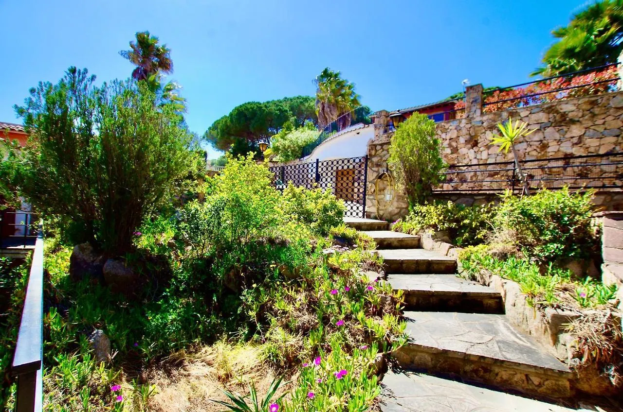 V&V Lloret: Mediterranean Villa with Panoramic Sea Views Lloret de Mar 0*,