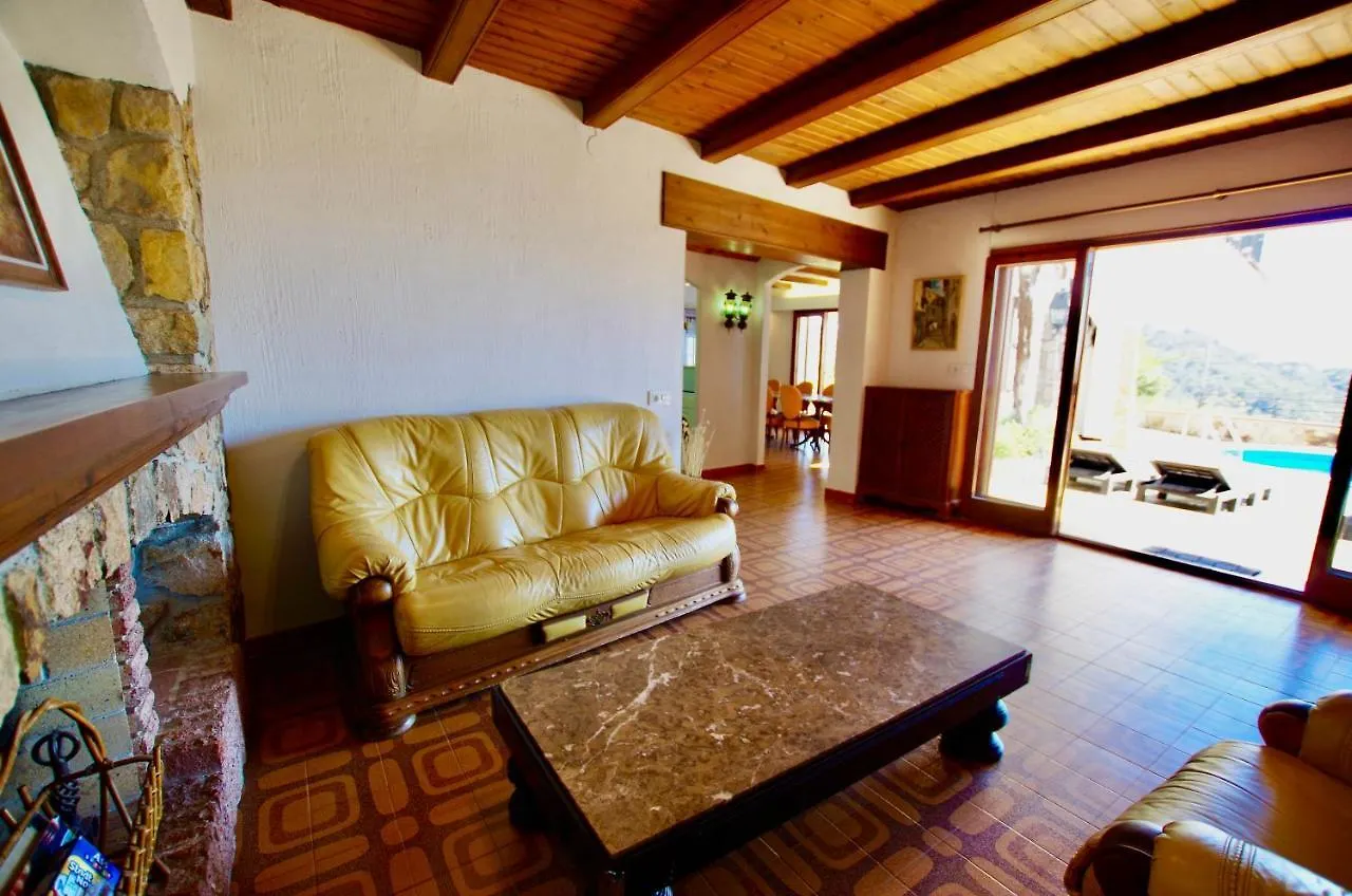 V&V Lloret: Mediterranean Villa with Panoramic Sea Views Lloret de Mar 0*,
