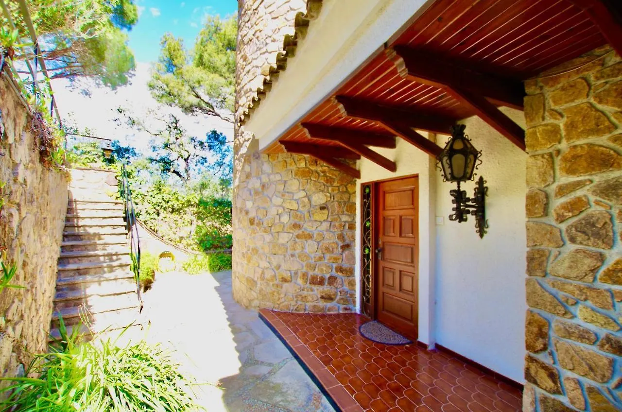 V&V Lloret: Mediterranean Villa with Panoramic Sea Views Lloret de Mar Spain
